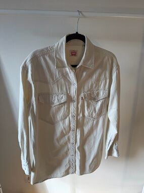 Levi's Oversized Cream Western Shirt - Classic Button-Down
